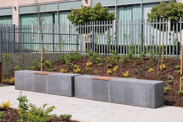 Townscape Concrete Unity Bench